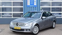 Grijs, metallic lak Gebruikt 2011 Mercedes C200 Elegance Sedan | € 10.900 (Eerlijke prijs)