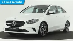 Wit Gebruikt 2024 Mercedes B180 Luxury MPV | € 37.945 (Eerlijke prijs)
