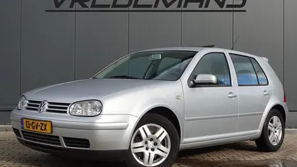 Grijs Gebruikt 2001 VW Golf IV Highline Hatchback | € 4.950 (Eerlijke prijs)