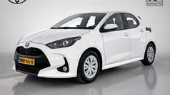 Wit Gebruikt 2024 Toyota Yaris Hybrid Active Hatchback | € 23.445 (Eerlijke prijs)