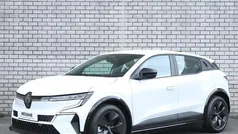 Gebruikt 2025 Renault Mégane Evolution Hatchback | € 35.995 (Eerlijke prijs)