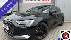 Zwart Gebruikt 2024 Audi A3 Sportback S-Line Hatchback | € 39.995 (Eerlijke prijs)