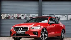 Gebruikt 2019 Volvo S60 R-Design Sedan | € 32.950 (Eerlijke prijs)