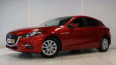 Rood Gebruikt 2018 Mazda 3 Hatchback | € 14.950 (Eerlijke prijs)