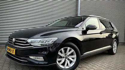 Occasion VW Passat Comfortline 150 PK (110 kW) 2022 Zwart Stationwagen