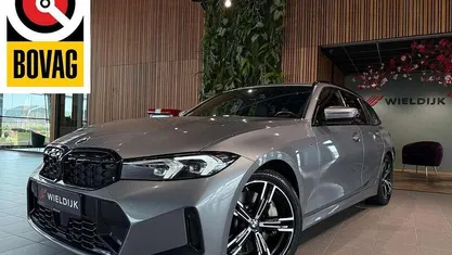 Grijs Gebruikt 2023 BMW 330 Shadowline Stationwagen | € 46.900 (Eerlijke prijs)