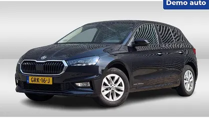 Zwart Occasion 2024 Skoda Fabia Selection Hatchback | € 21.700 (Eerlijke prijs)