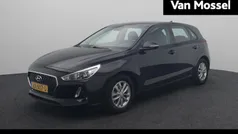 Zwart Gebruikt 2019 Hyundai i30 Comfort Hatchback | € 15.940 (Eerlijke prijs)