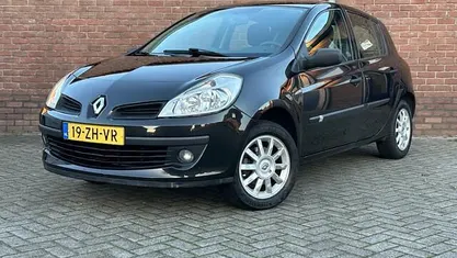 Occasion Renault Clio II 75 PK (55 kW) 2008 Hatchback