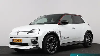 Gebruikt 2025 Renault 5 E-Tech Iconic Hatchback | € 31.745 (Eerlijke prijs)