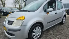 Grijs Gebruikt 2006 Renault Modus Dynamique MPV | € 3.199 (Eerlijke prijs)