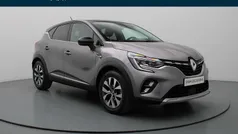 Grijs Gebruikt 2021 Renault Captur Intens SUV | € 20.990 (Eerlijke prijs)
