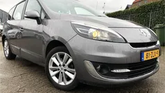 Grijs, metallic lak Occasion 2013 Renault Grand Scénic III Collection MPV | € 3.950 (Eerlijke prijs)