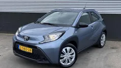 Gebruikt 2024 Toyota Aygo Play Hatchback | € 17.899 (Eerlijke prijs)