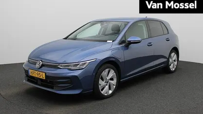 Occasion 2025 VW Golf VIII Edition Hatchback | € 33.900 (Eerlijke prijs)