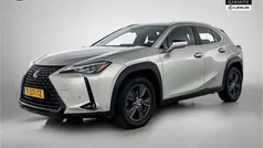 Grijs Gebruikt 2022 Lexus UX 250h Luxury Line SUV | € 33.950 (Eerlijke prijs)