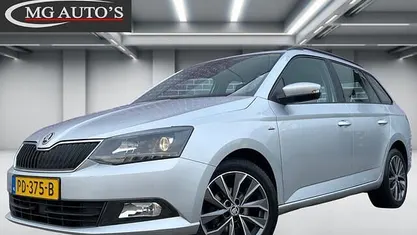 Grijs (metallic) Occasion 2017 Skoda Fabia Drive Stationwagen | € 9.995 (Eerlijke prijs)