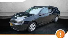 Zwart Gebruikt 2025 Opel Astra Business Edition Stationwagen | € 28.925 (Eerlijke prijs)