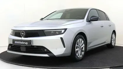 Grijs Occasion 2025 Opel Astra Business Edition Hatchback | € 23.625 (Super prijs)
