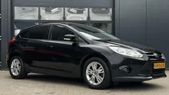 Zwart Gebruikt 2011 Ford Focus Hatchback | € 5.999 (Eerlijke prijs)
