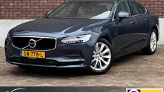 Blauw Gebruikt 2018 Volvo S90 Momentum Sedan | € 24.995 (Eerlijke prijs)