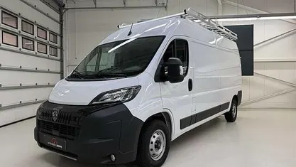 Occasion 2024 Peugeot Boxer Van | € 29.995 (Eerlijke prijs)