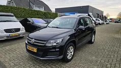 Gebruikt 2011 VW Tiguan Comfortline SUV | € 6.500 (Goede deal)