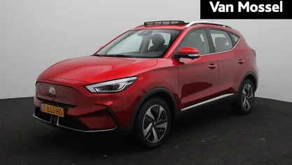 Occasion MG ZS Luxury 130 kW (177 PK) 2023 Rood SUV