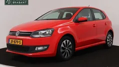 Rood Gebruikt 2016 VW Polo Hatchback | € 12.945 (Eerlijke prijs)