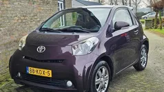 Paars Gebruikt 2009 Toyota iQ Hatchback | € 4.299 (Eerlijke prijs)