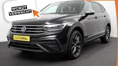 Zwart Gebruikt 2023 VW Tiguan Allspace Move SUV | € 41.990 (Eerlijke prijs)