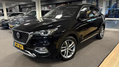 Zwart Occasion 2022 MG EHS Luxury SUV | € 19.950 (Eerlijke prijs)