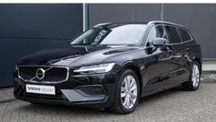 Zwart Gebruikt 2022 Volvo V60 Business Edition Stationwagen | € 34.950 (Eerlijke prijs)