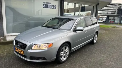 Occasion Volvo V70 Momentum 241 PK (177 kW) 2013 Grijs Stationwagen