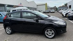 Gebruikt 2014 Ford Fiesta Titanium Hatchback | € 10.350 (Eerlijke prijs)