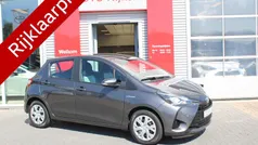 Gebruikt 2018 Toyota Yaris Hybrid Hatchback | € 16.400 (Eerlijke prijs)