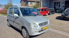 Grijs Gebruikt 2003 Opel Agila Color Edition Hatchback | € 999 (Eerlijke prijs)