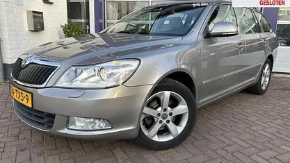 Gebruikt 2012 Skoda Octavia Elegance Stationwagen | € 3.999 (Eerlijke prijs)