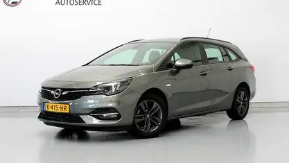 Grijs Occasion 2020 Opel Astra Edition Stationwagen | € 14.900 (Eerlijke prijs)