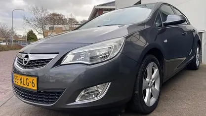 Occasion Opel Astra Edition 101 PK (74 kW) 2010 Hatchback