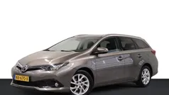 Grijs Gebruikt 2017 Toyota Auris Stationwagen | € 13.950 (Eerlijke prijs)