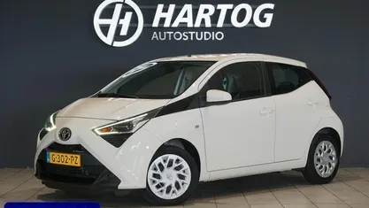 Occasion Toyota Aygo X-play 72 PK (52 kW) 2019 Wit Hatchback