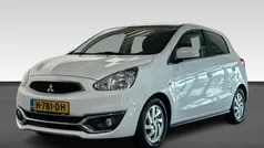 Wit, metallic lak Gebruikt 2020 Mitsubishi Space Star Active Hatchback | € 9.945 (Eerlijke prijs)