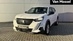 Wit Gebruikt 2022 Peugeot 2008 Active SUV | € 17.740 (Eerlijke prijs)