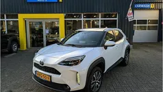 Wit Gebruikt 2021 Toyota Yaris Cross SUV | € 25.995 (Eerlijke prijs)