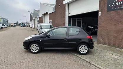 Occasion 2009 Peugeot 206+ Hatchback | € 1.899 (Eerlijke prijs)