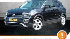 Zwart Gebruikt 2023 VW T-Cross R-line SUV | € 31.725 (Eerlijke prijs)