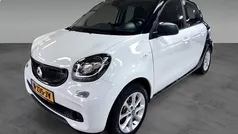Wit Gebruikt 2019 Smart ForFour Electric Drive Passion Hatchback | € 7.950 (Eerlijke prijs)