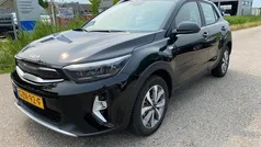 Zwart Gebruikt 2025 Kia Stonic SUV | € 22.500 (Goede deal)