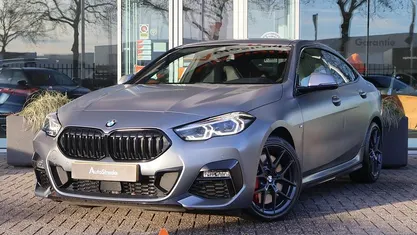 Grijs (mat) Occasion 2023 BMW 218 M Sport Coupé | € 28.900 (Eerlijke prijs)